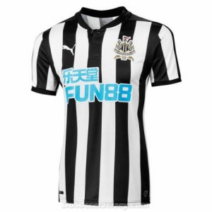Newcastle United 2017/18 Home Shirt Soccer Jersey